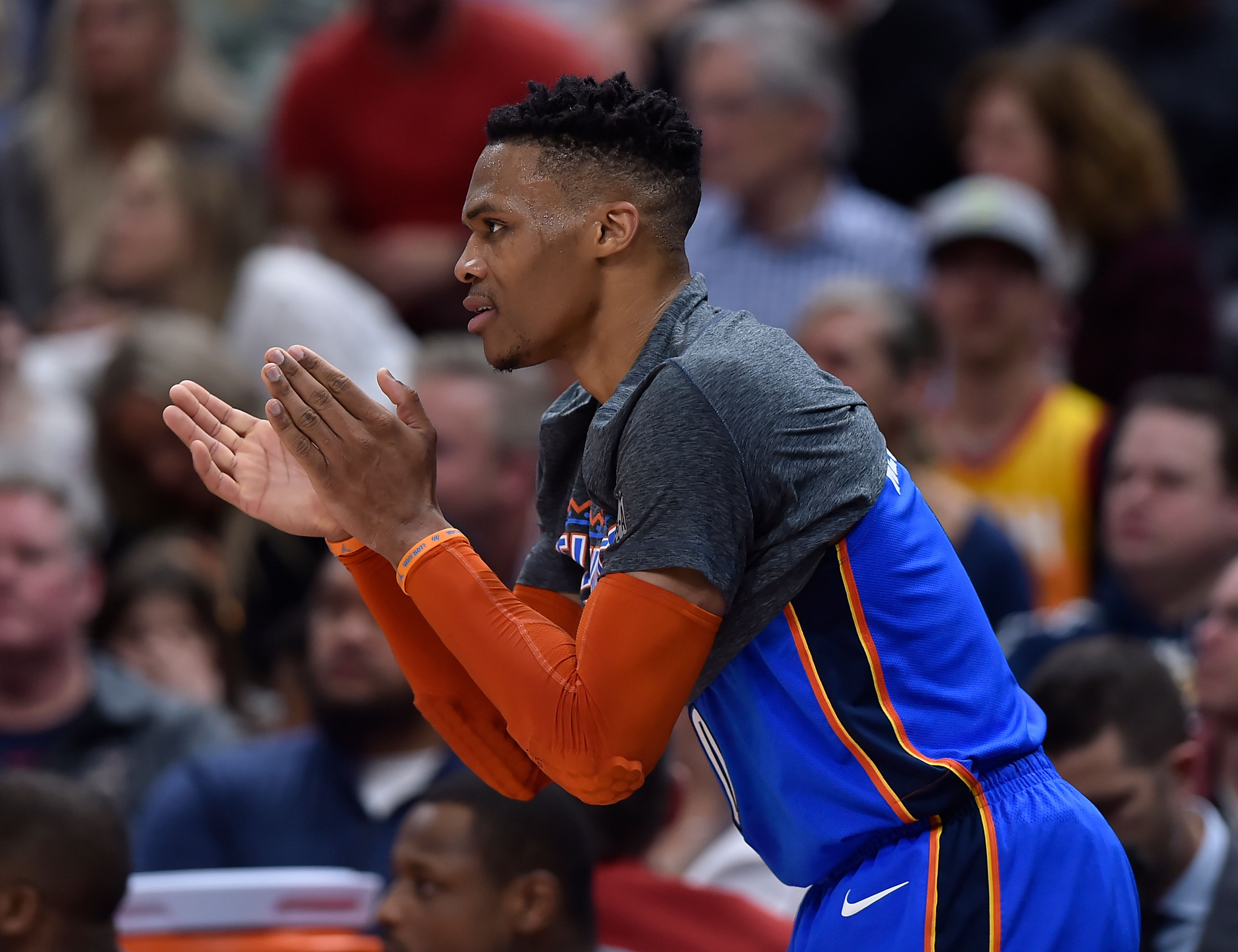 活动可能会 活动可能会