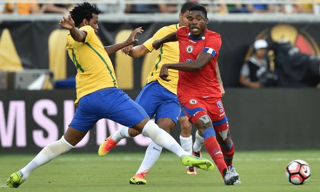 足球作为全 足球作为全