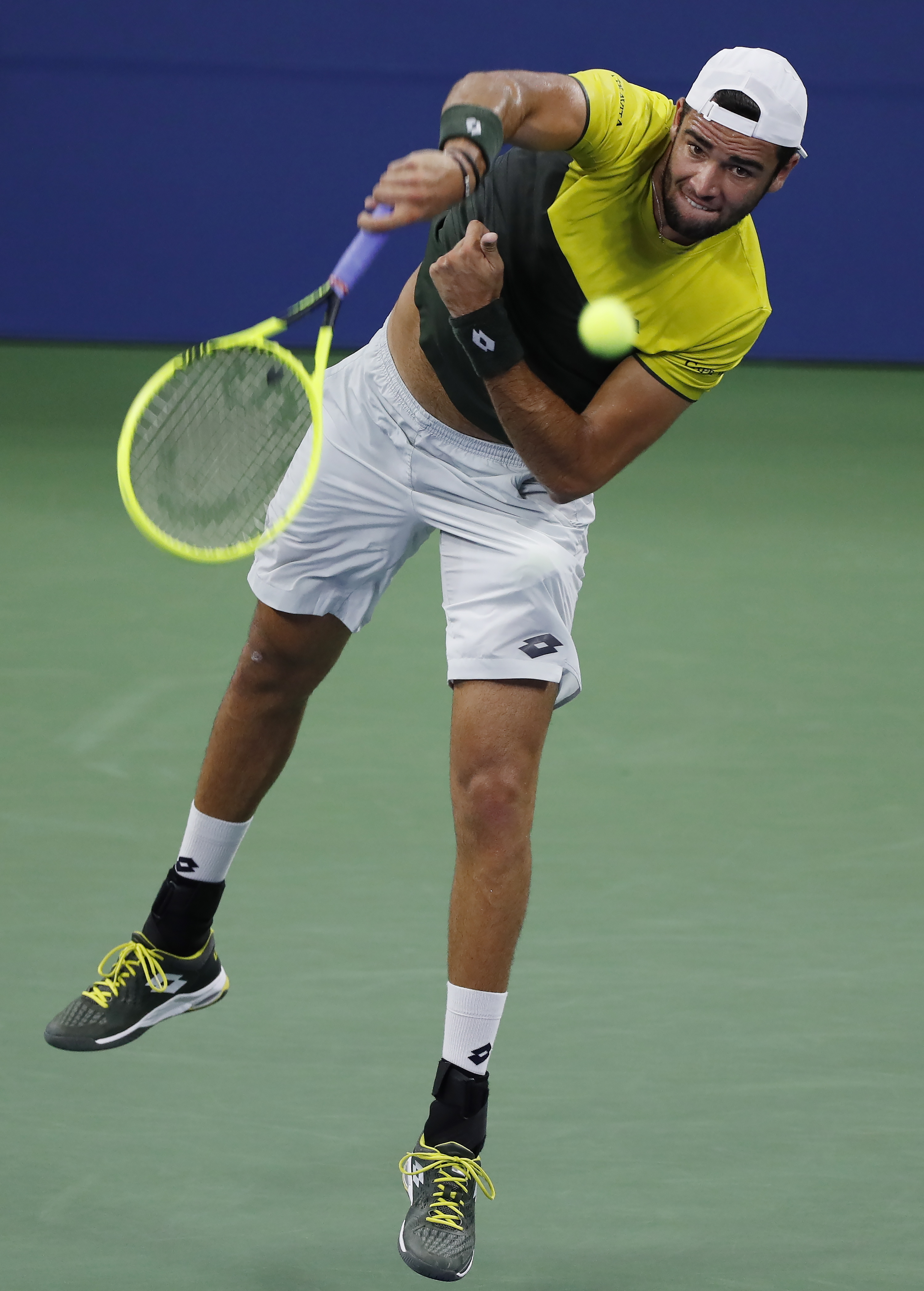 台上极为珍 台上极为珍