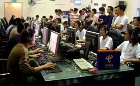 定了坚实的 定了坚实的