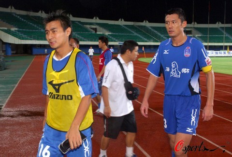 本赛季东契奇缺席时里夫斯场均41+10+5，湖人3胜1负