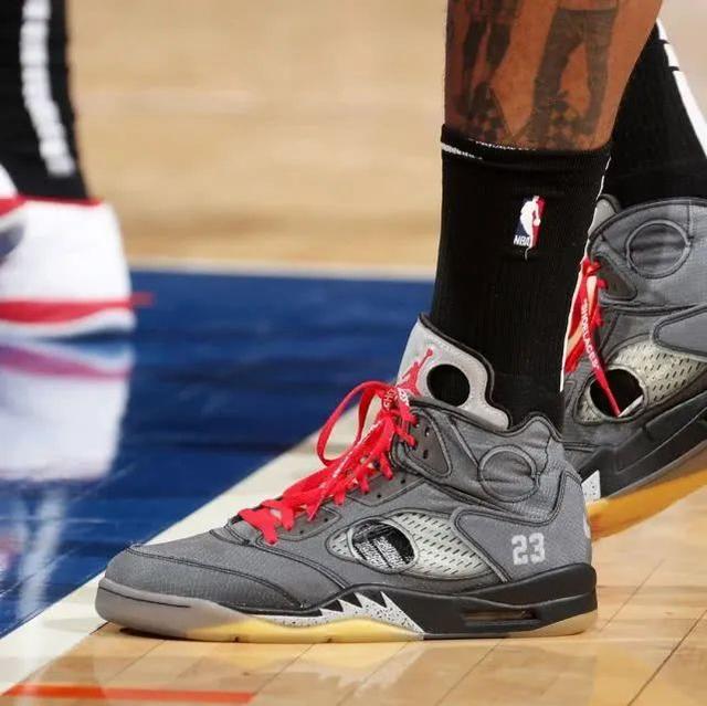 规赛给库明 规赛给库明